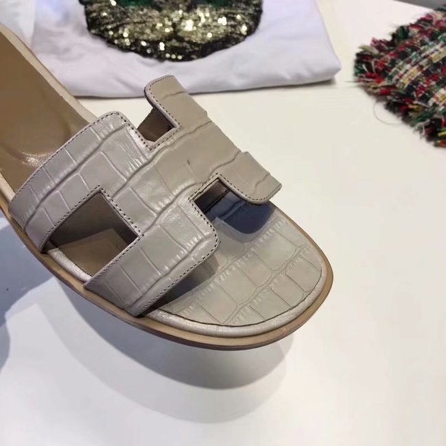 Hermes lady leather fashion Slipper HO811HMJ grey Hermes lady leather fashion Slipper HO811HMJ grey