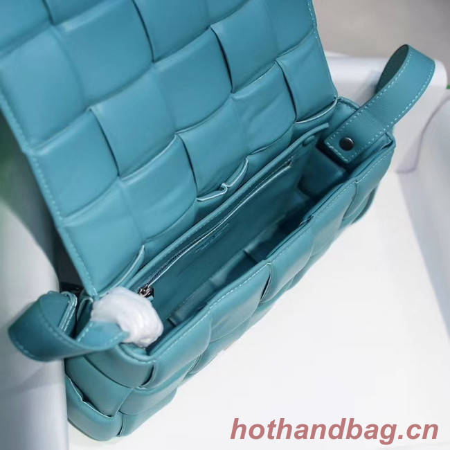 Bottega Veneta PADDED CASSETTE BAG 591970 LINOLEUM