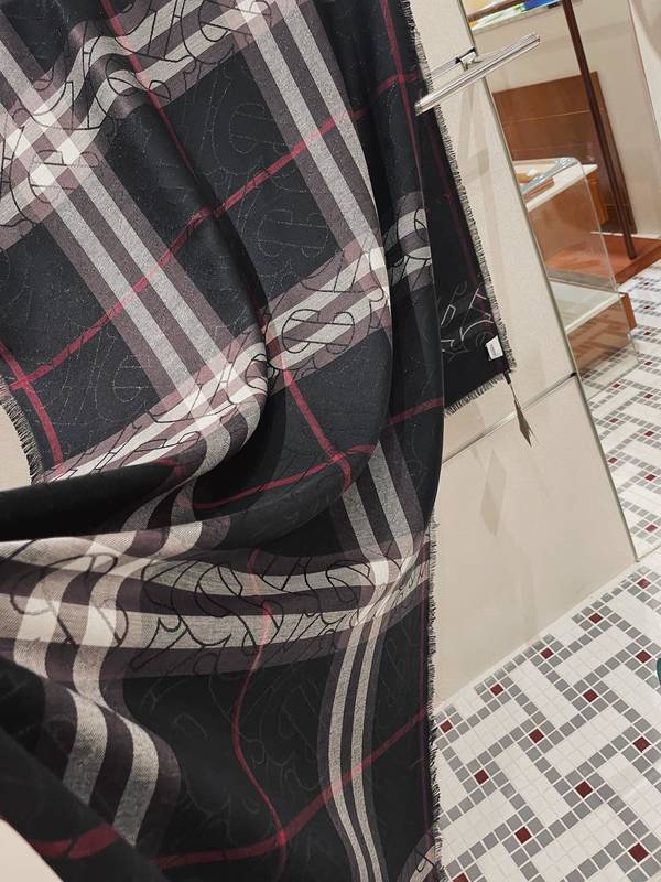 Burberry Scarf BBC00191 Burberry Scarf BBC00191