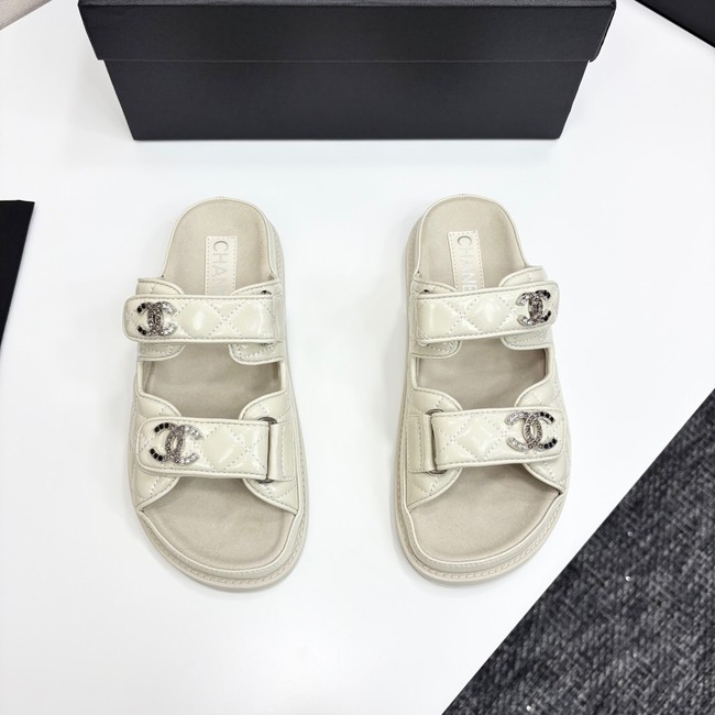 Chanel WOMENS SANDAL 55871-4