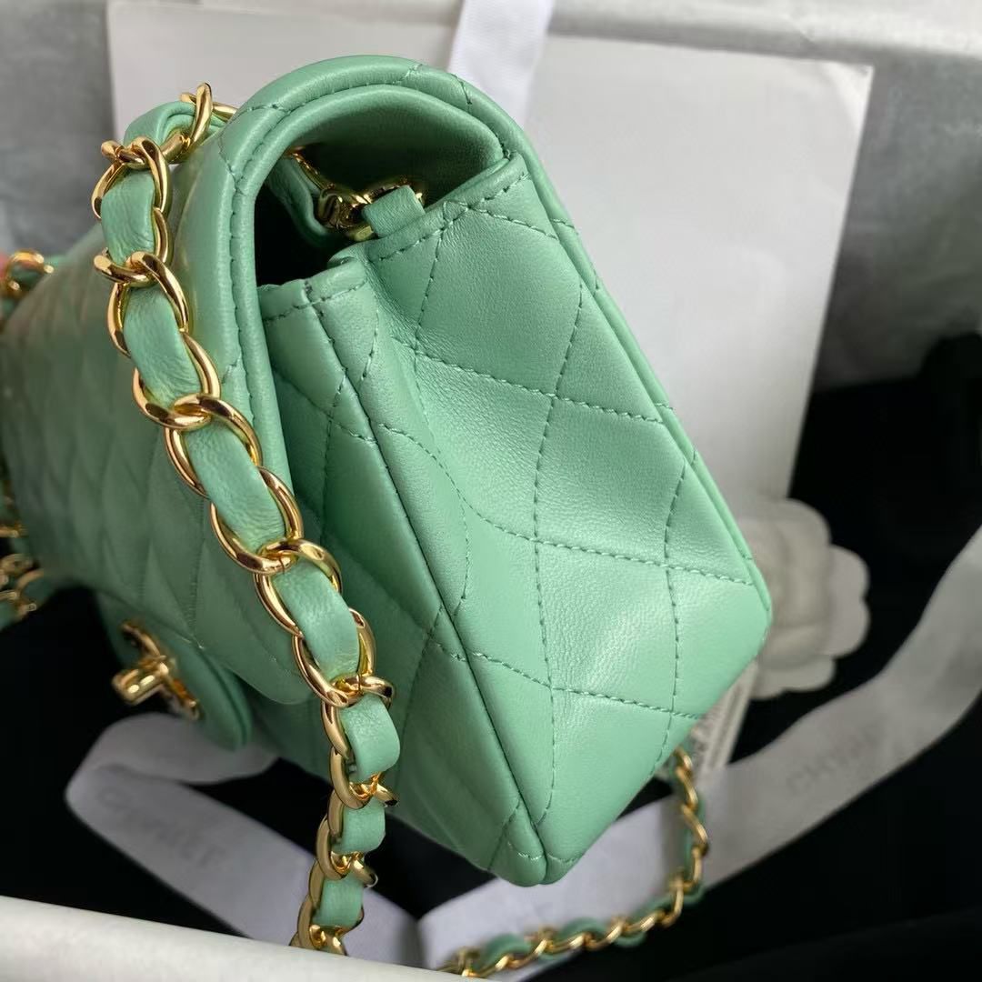 CHANEL CLASSIC 11.12 HANDBAG A01116 Light Green