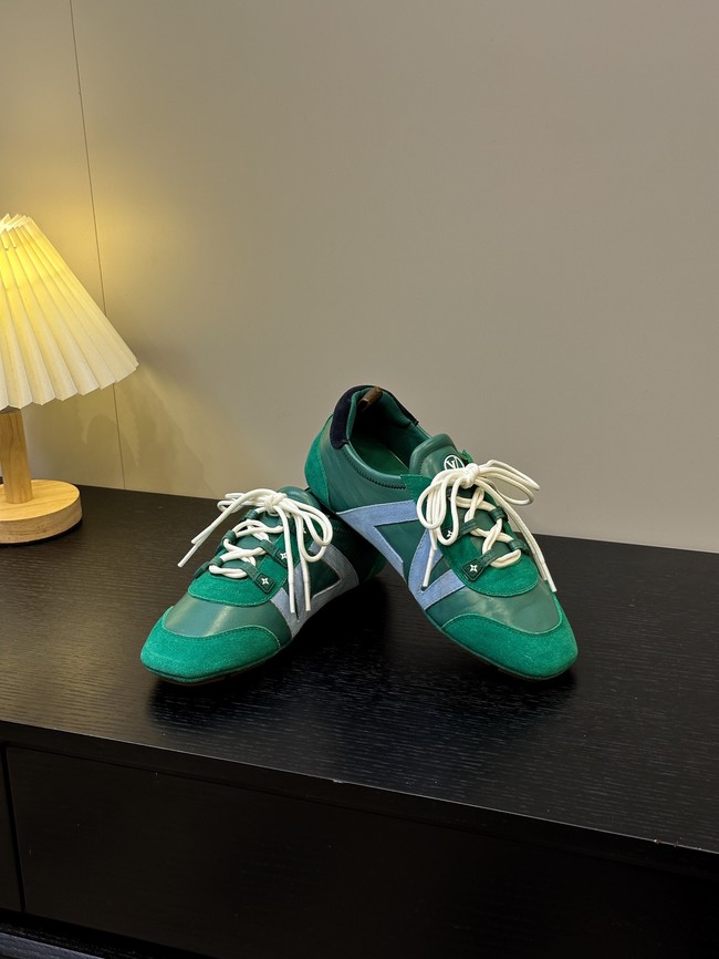 Louis Vuitton Sports shoes 44889-3