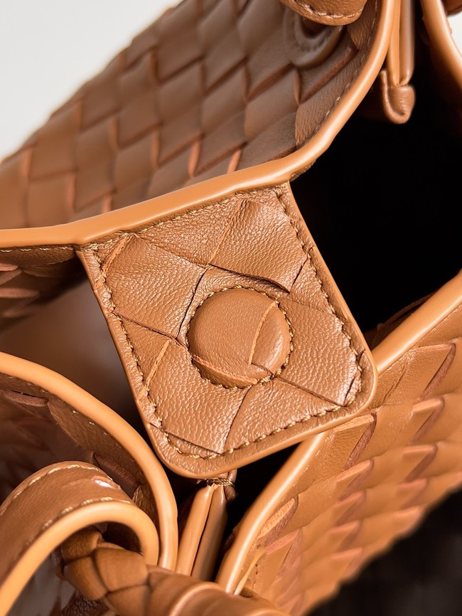 Bottega Veneta Small Parachute 796569 Golden brown