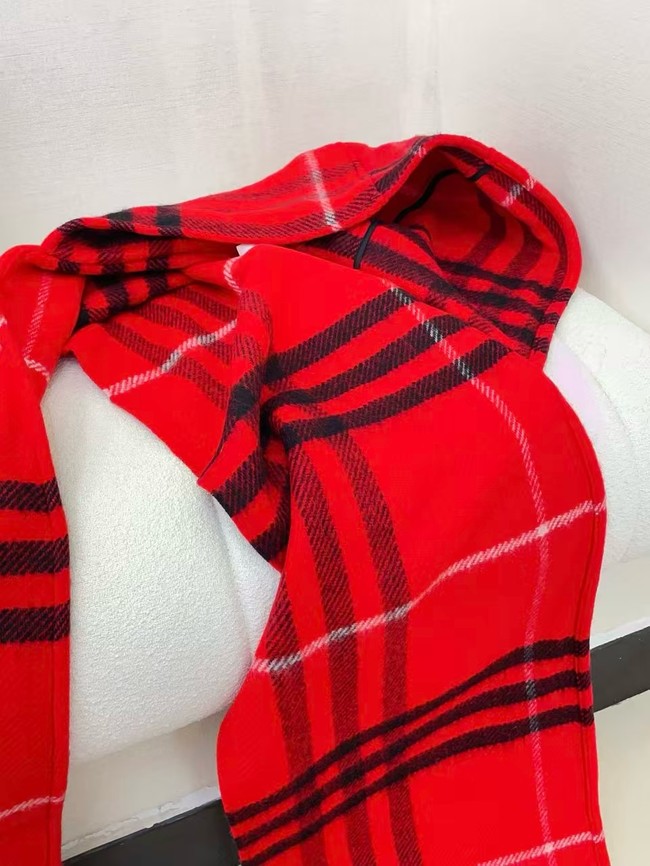 Burberry Plaid cashmere scarf KY081