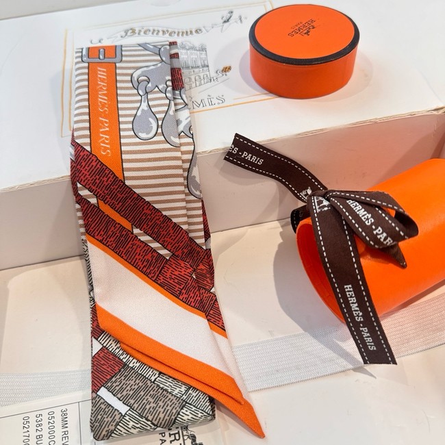 Hermes Silk Twilly scarf H06379