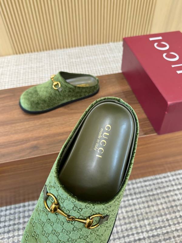 Gucci Shoes GUS00883 Heel 2CM