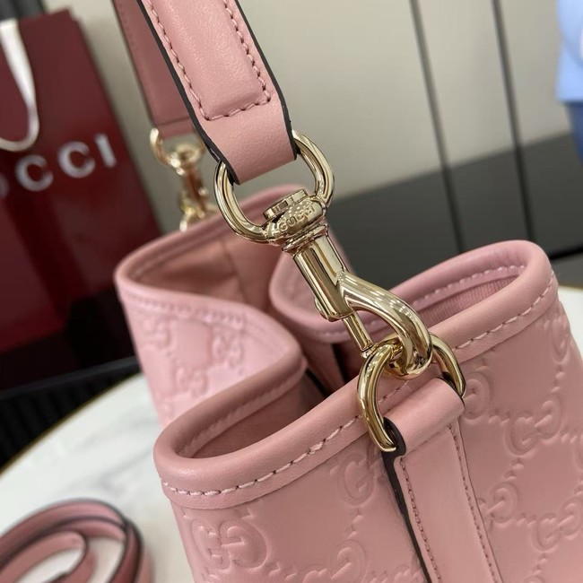 Gucci GG Emblem small bucket bag 815118 pink