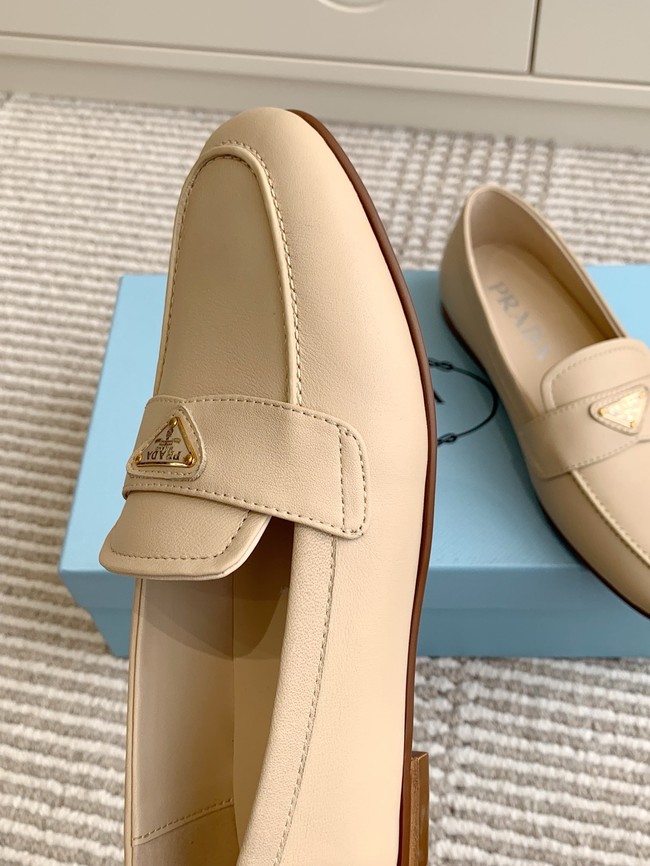 Prada leather loafers 87199-1