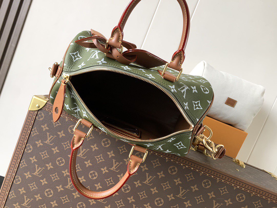 Louis Vuitton Monogram Canvas Speedy 30 Bandouliere M15241 Olive Green