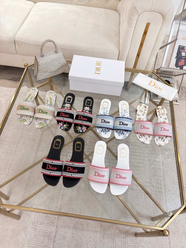 Dior Dway Slide KCO610TJW-1