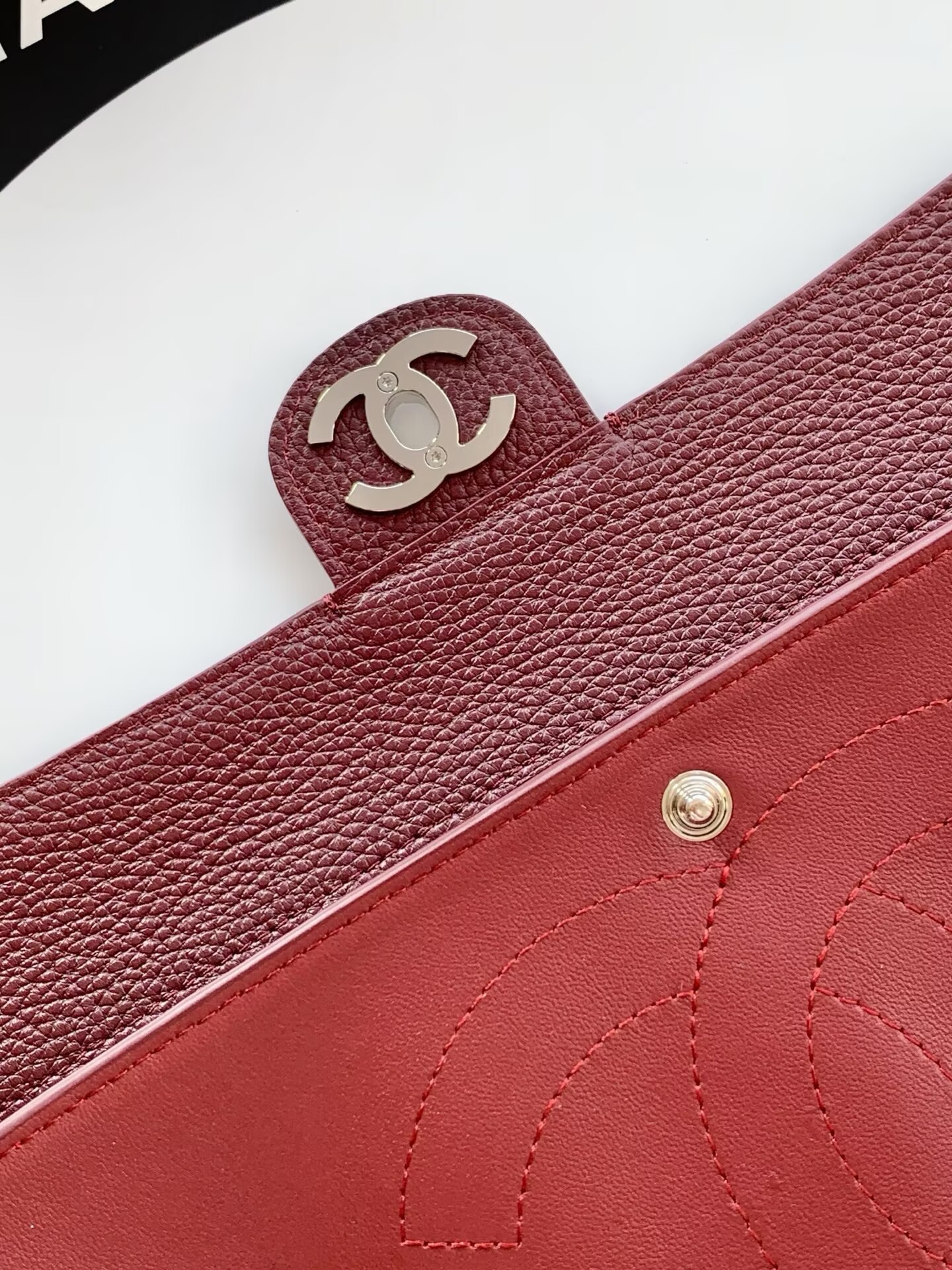 Chanel SPRING SUMMER 2026 MAXI FLAP BAG Grained Calfskin & Silver-Tone Metal AS6231 Burgundy