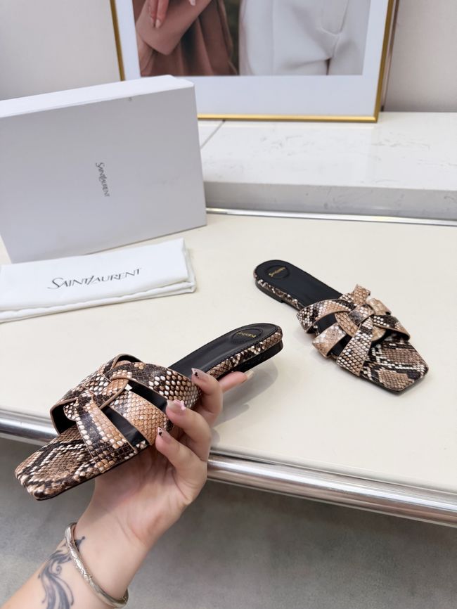 Saint Laurent tribute SANDALS in smooth leather 875936-11