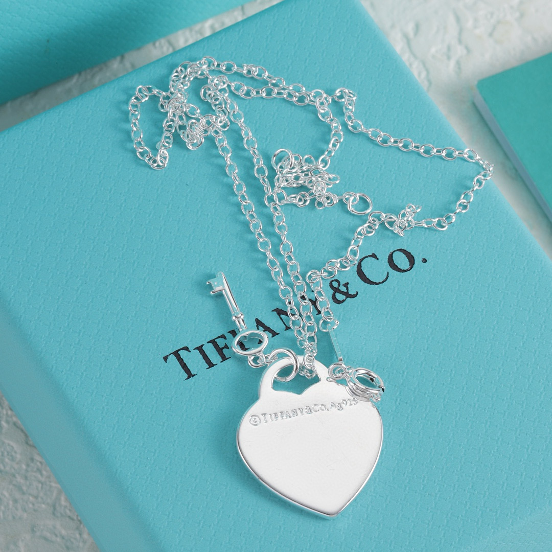 Tiffany Heart Tag and Key Necklace TF80765 